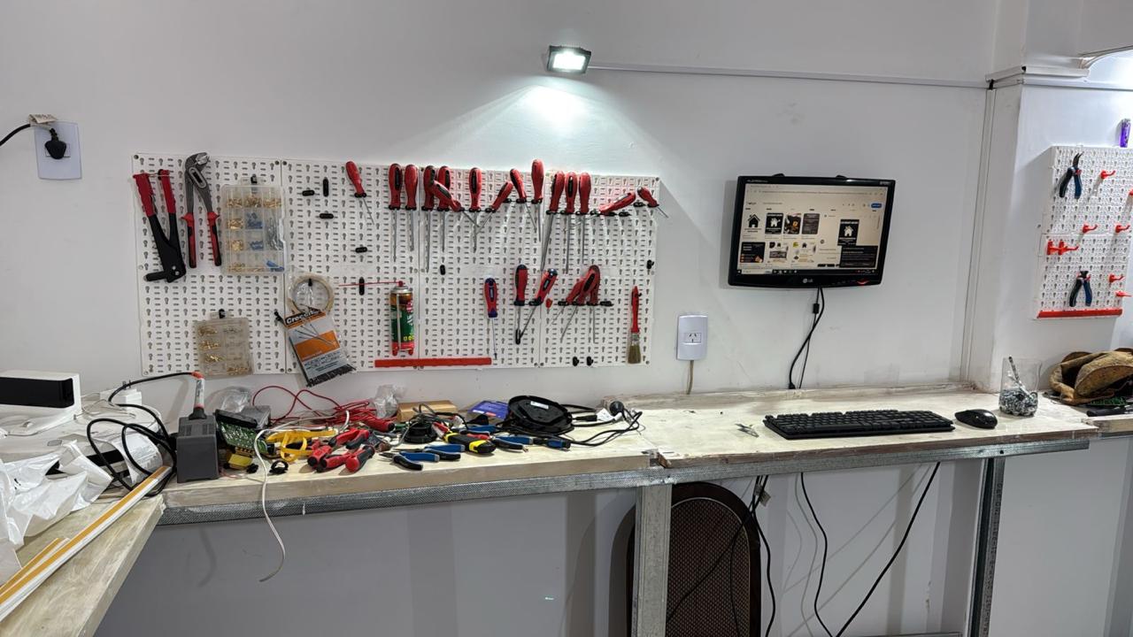 Banco de diagnóstico y herramientas del taller Electrosafe